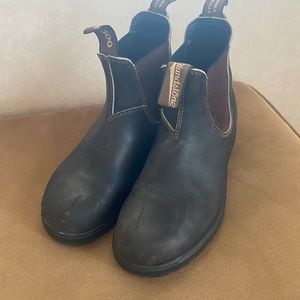 Women’s Blundstone’s